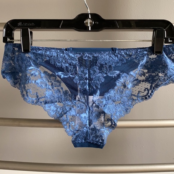 La Perla Women’s Bra & Panty Set - Picture 12 of 15